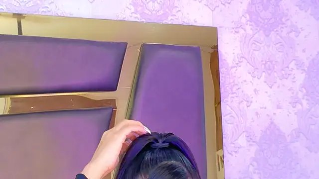 GiahDaniels online show from March 26, 2026, 3:56 am