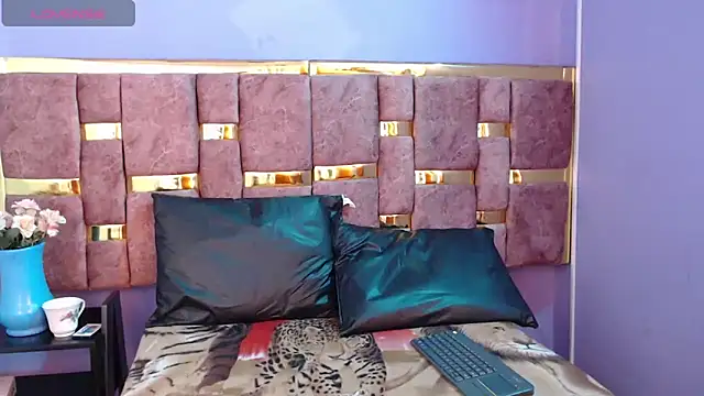 ling ling24 online show from January 30, 2025, 3:22 am