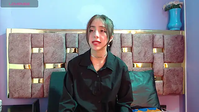 ling ling24 online show from March 5, 2025, 9:49 am