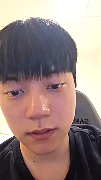 Snapshot of dhwisydy chatting on April 13, 2026, 9:26 am dhwisydy online show from April 13, 2026, 9:26 am