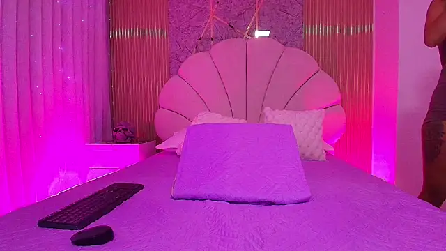 nata luna online show from November 1, 2025, 7:16 pm