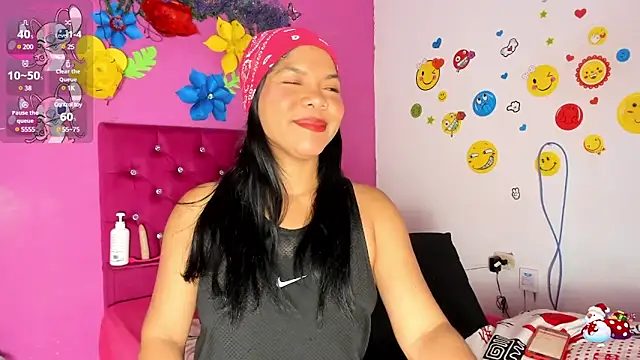 Snapshot of DIORA_Latina chatting on December 12, 2024, 3:21 am DIORA Latina online show from December 12, 2024, 3:21 am