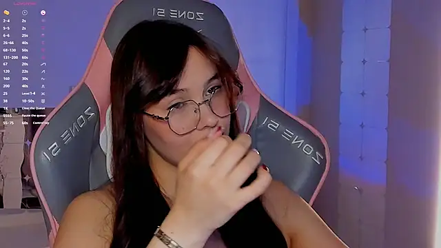  Sweetie  online show from March 30, 2026, 1:45 pm