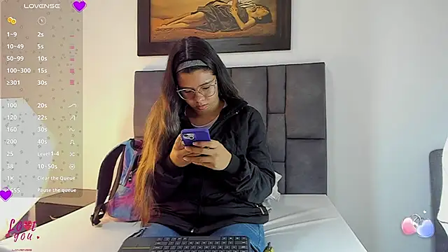 Vahiolet smith online show from January 17, 2026, 3:55 am