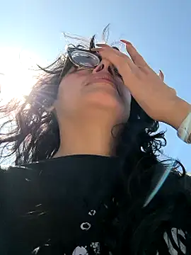 Snapshot of Fun_Everywhere chatting on December 11, 2024, 3:37 pm Fun Everywhere online show from December 11, 2024, 3:37 pm