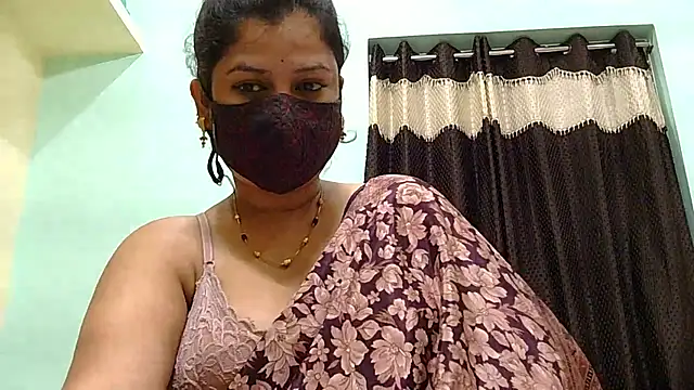 payal sharma1 online show from April 9, 2026, 6:24 pm