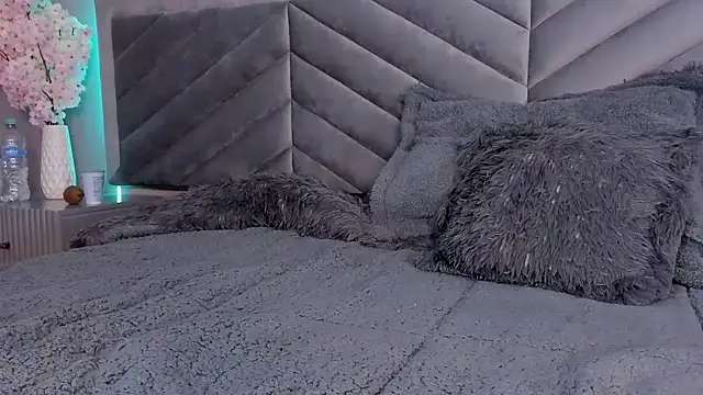 Snapshot of Ary_thompson__ chatting on December 2, 2024, 11:18 pm Ary thompson online show from December 2, 2024, 11:18 pm