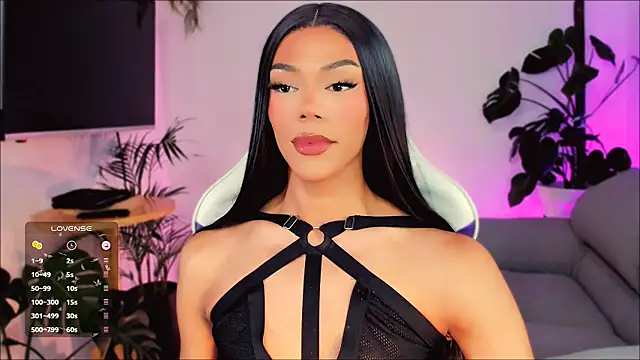 Snapshot of _Miss_Anna_ chatting on February 23, 2025, 1:21 pm  Miss Anna  online show from February 23, 2025, 1:21 pm