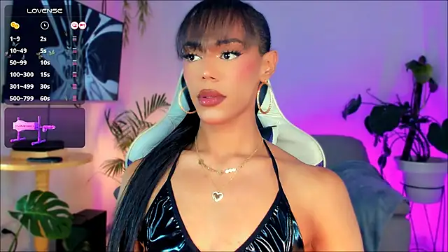 Snapshot of _Miss_Anna_ chatting on March 9, 2025, 4:38 am  Miss Anna  online show from March 9, 2025, 4:38 am