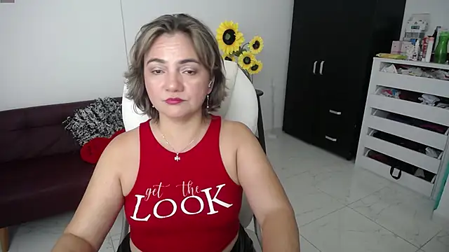 Snapshot of Ghada_milf chatting on February 23, 2025, 3:18 pm Ghada milf online show from February 23, 2025, 3:18 pm