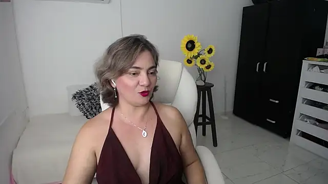 Snapshot of Ghada_milf chatting on March 3, 2025, 9:05 pm Ghada milf online show from March 3, 2025, 9:05 pm