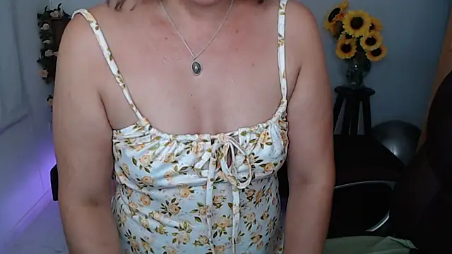 Ghada milf online show from May 15, 2026, 11:23 pm