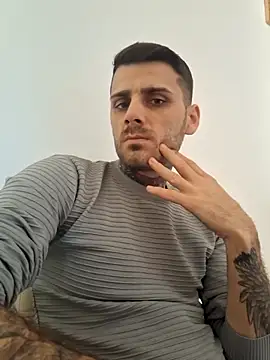 Snapshot of Cuci12 chatting on March 21, 2025, 3:35 pm Cuci12 online show from March 21, 2025, 3:35 pm