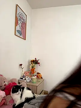 Snapshot of HallieLemon1 chatting on October 3, 2025, 4:59 pm HallieLemon1 online show from October 3, 2025, 4:59 pm