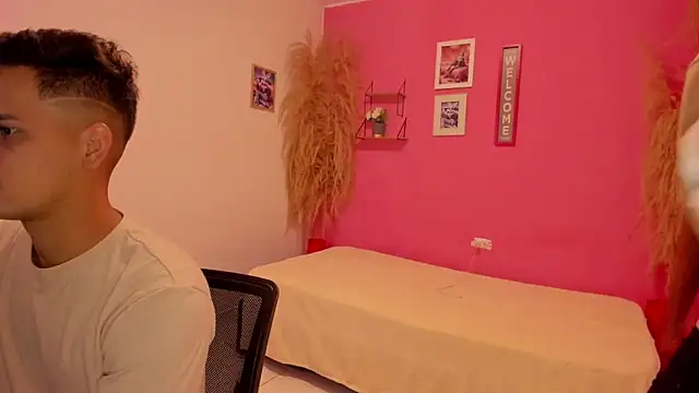 JANER 03 online show from November 1, 2025, 6:21 pm