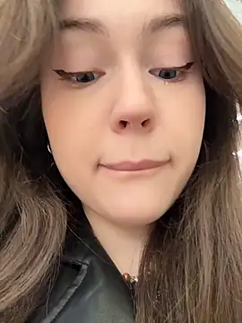 Peachy Dream online show from April 2, 2026, 3:42 pm