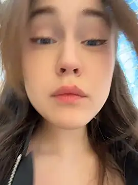 Peachy Dream online show from April 9, 2026, 4:01 pm