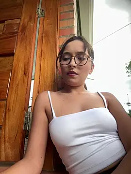 Snapshot of Penelope-Hot chatting on May 26, 2026, 9:11 pm Penelope-Hot online show from May 26, 2026, 9:11 pm