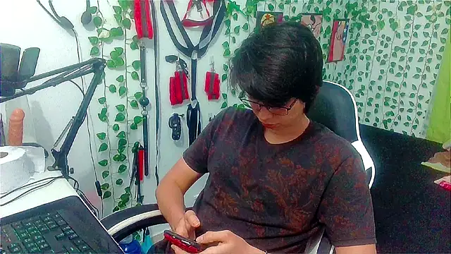 Andy gray online show from April 11, 2026, 1:43 am