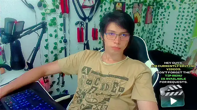 Andy gray online show from April 14, 2026, 12:16 am