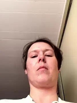 KatieBARBiE98 online show from January 13, 2026, 7:30 pm