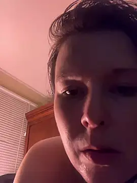 KatieBARBiE98 online show from February 18, 2026, 4:41 am