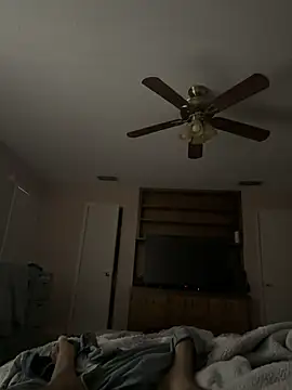 Snapshot of Jualo100 chatting on October 10, 2025, 2:43 am Jualo100 online show from October 10, 2025, 2:43 am