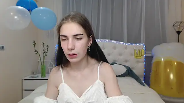 Snapshot of NikaStark_ chatting on September 18, 2025, 6:37 am NikaStark  online show from September 18, 2025, 6:37 am