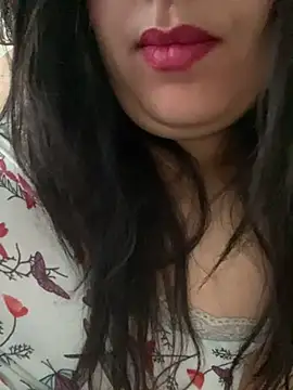 yassminsexy22 online show from December 14, 2024, 3:25 pm