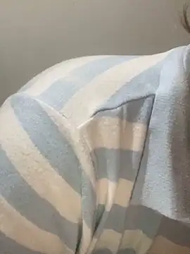 yassminsexy22 online show from February 25, 2026, 8:07 pm