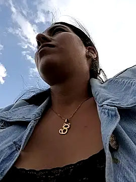 Bonny Klote online show from March 15, 2025, 9:16 pm