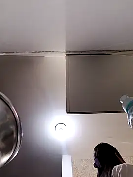 Bonny Klote online show from February 25, 2026, 4:05 pm