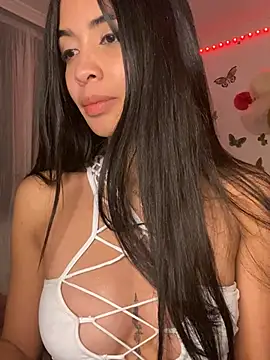 Snapshot of lina_pink chatting on January 15, 2025, 6:01 am lina pink online show from January 15, 2025, 6:01 am