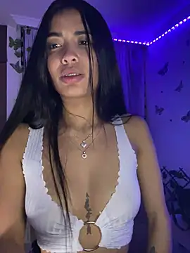 Snapshot of lina_pink chatting on March 19, 2025, 5:30 am lina pink online show from March 19, 2025, 5:30 am