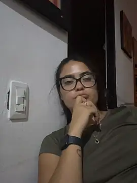 Snapshot of Karla-sexy01 chatting on January 11, 2025, 4:38 am Karla-sexy01 online show from January 11, 2025, 4:38 am