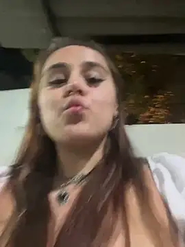 Snapshot of evy_orange1 chatting on January 1, 2025, 5:43 am evy orange1 online show from January 1, 2025, 5:43 am