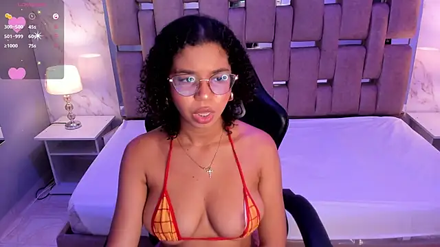 Snapshot of MilaHall_ chatting on March 17, 2025, 3:47 am MilaHall  online show from March 17, 2025, 3:47 am