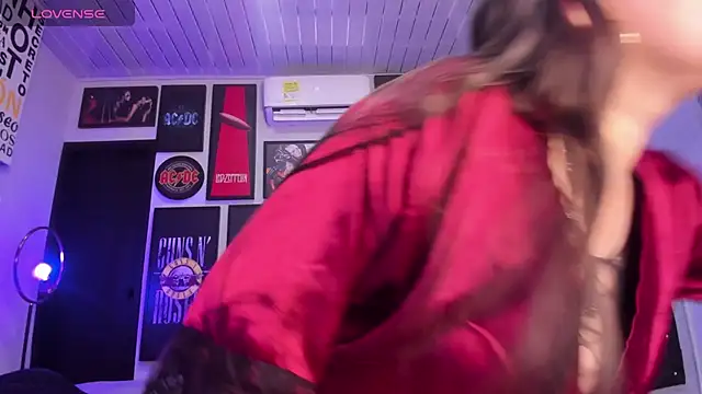 MADISSONLOVE  online show from March 16, 2025, 12:00 pm