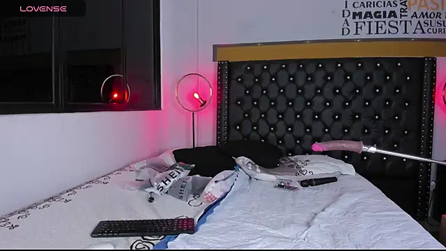 MADISSONLOVE  online show from September 16, 2025, 3:40 am