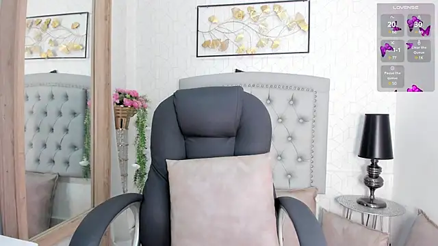 Katalella murillo online show from February 2, 2025, 3:43 am