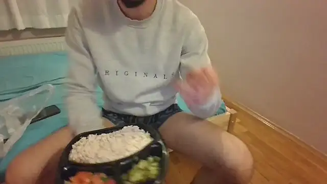 Turkboy 17 online show from January 6, 2025, 6:20 pm