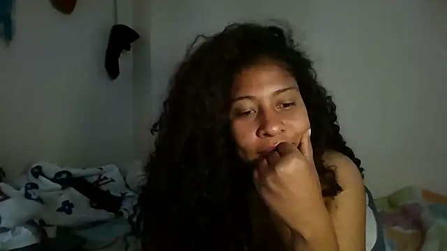 Ivon-09 online show from December 19, 2024, 2:24 pm