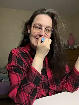 Snapshot of hungry1bunny chatting on February 21, 2026, 5:47 pm hungry1bunny online show from February 21, 2026, 5:47 pm