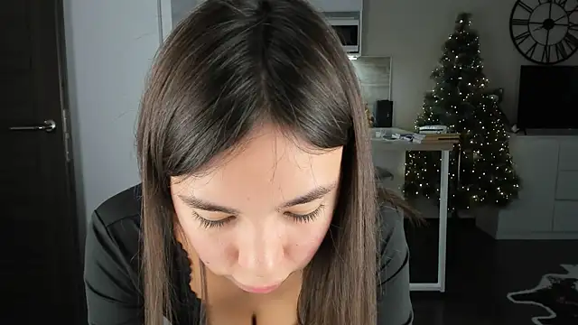 nilliluv online show from January 8, 2026, 12:51 pm