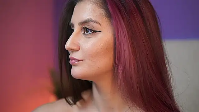 SabrinaHope online show from March 16, 2026, 5:44 am