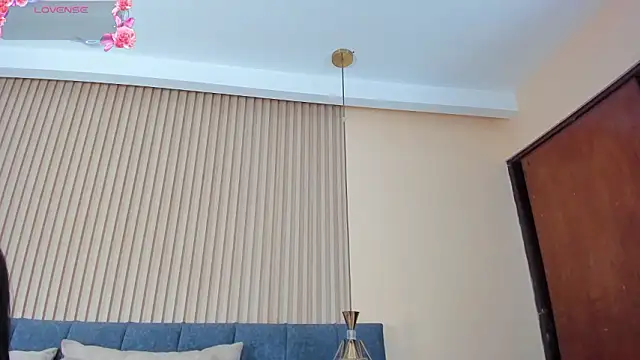 kathecute   online show from February 7, 2026, 1:42 am