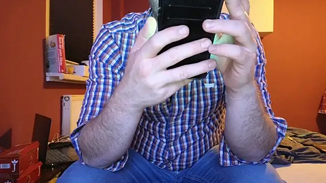 Henner33 online show from January 13, 2025, 5:55 pm