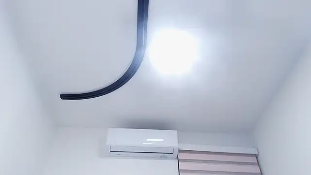 Snapshot of nicol_f chatting on February 18, 2026, 3:13 am nicol f online show from February 18, 2026, 3:13 am