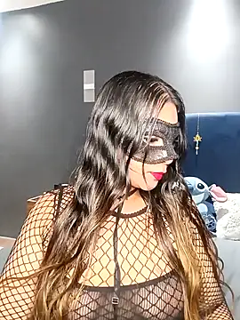 Snapshot of Ursa_sexy chatting on February 7, 2025, 5:20 am Ursa sexy online show from February 7, 2025, 5:20 am