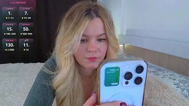 Milana15 online show from November 16, 2025, 8:31 am